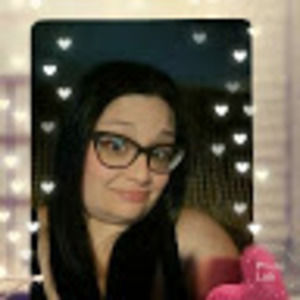 Meet your Posher, Angie